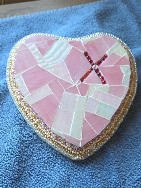 Pink Mosaic Heart Table Display